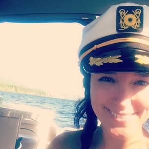 Meet your Posher, Anne